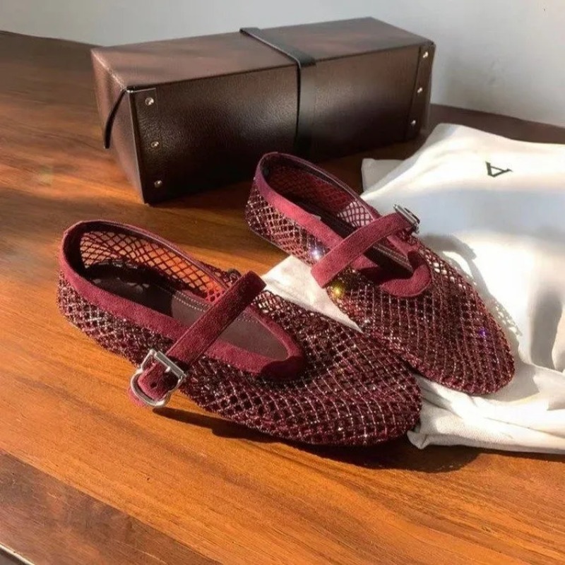 Hollow Rhinestone Baotou Sanda - đánh giá và giá Women Shoes Sandals